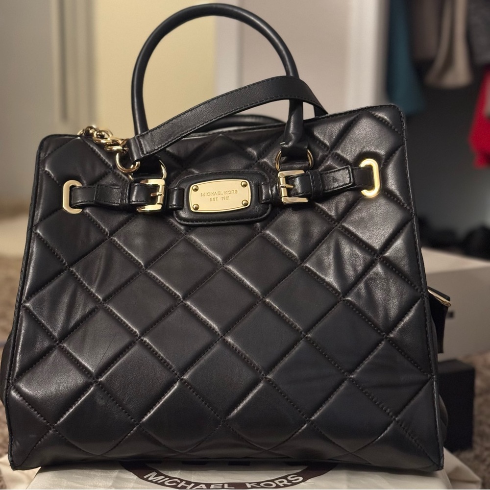 Micheal Kors Lambskin Tote